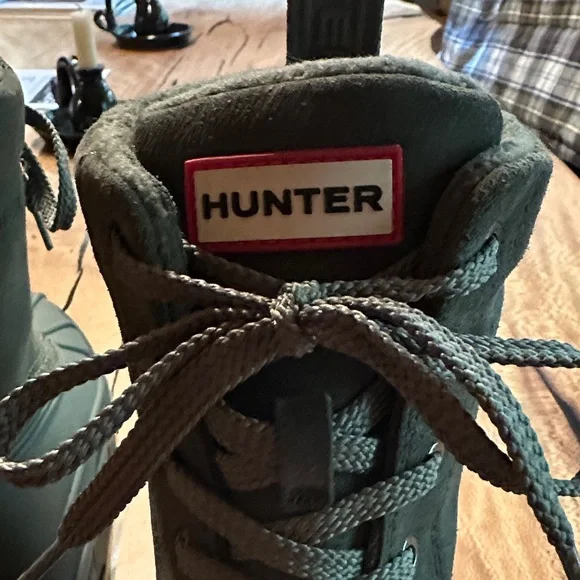 Hunter women’s Dark Green Rain waterproof/ snow Boots - Picture 4 of 5